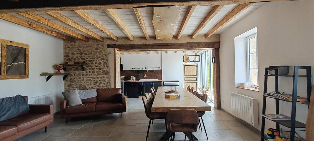 Location de vacances pour 10 personnes, avec jardin et vue à Barrais-Bussolles