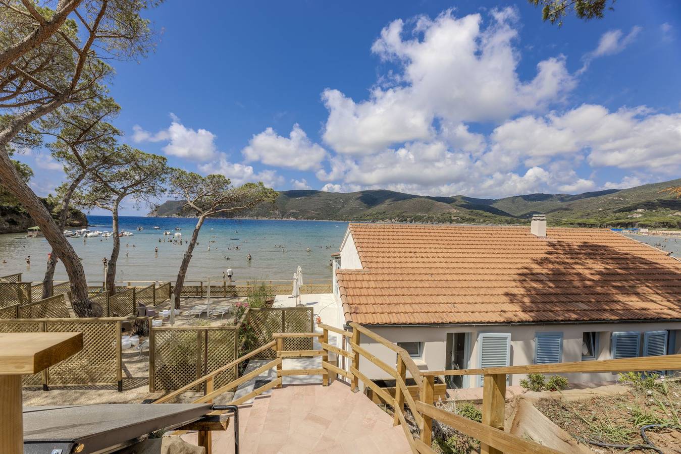 Ganze Ferienwohnung, Ferienwohnung für 4 Personen mit Garten in Tortuga Beach Club, Capoliveri
