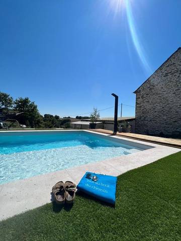 Maison d’hôte pour 5 personnes, avec piscine ainsi que jardin et vue à Réquista