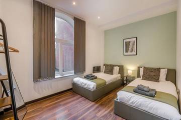 Apartment for 6 People in Kingston upon Hull, Yorkshire, Photo 4