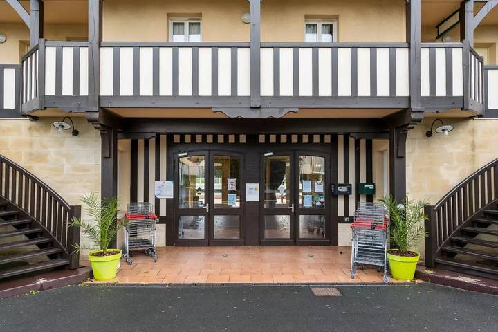 Apartamento inteiro, Appartement 2 pièces 4 personnes - Confort in Deauville, Lisieux (Região)