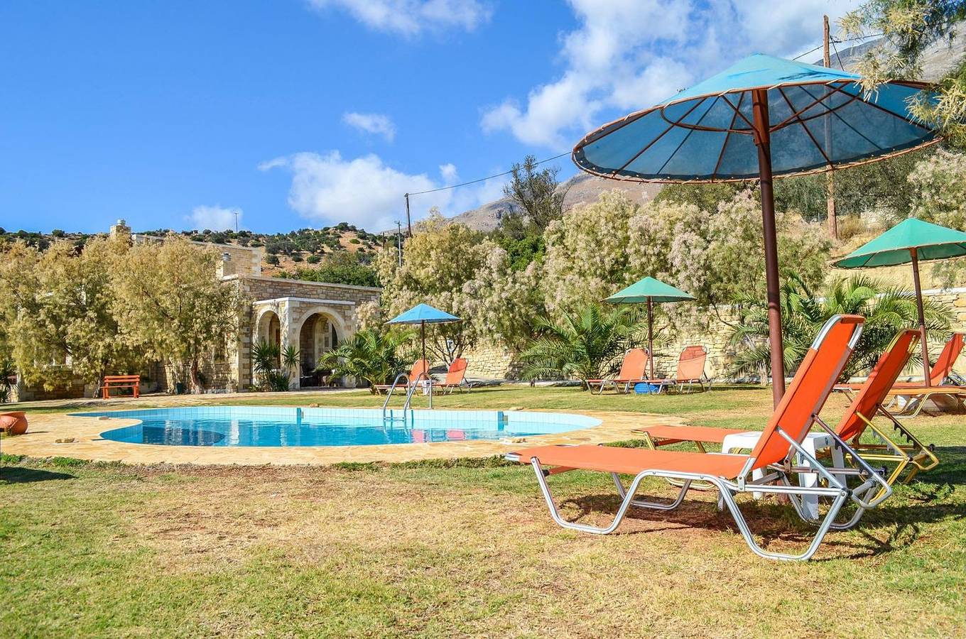 Ferienhaus im Grünen mit Pool, nahe zum Meer, Wifi | Triopetra, Kreta in Triopetra, Rethymno und Umgebung