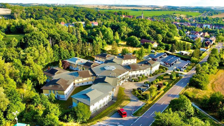 Hotel für 4 Personen, mit Terrasse und Garten sowie Sauna