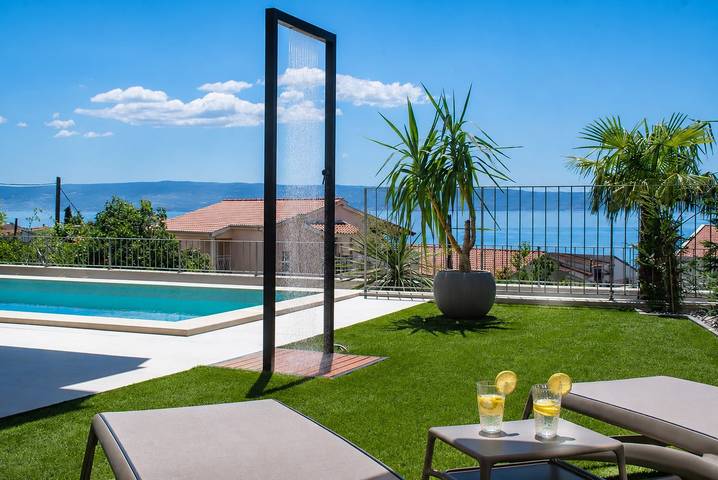 Seaview Villa Morettina, A Coastal Gem Near Split   

 in Grljevac (Podstrana), Podstrana