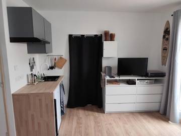 Gîte pour 4 personnes, avec jardin à Millas