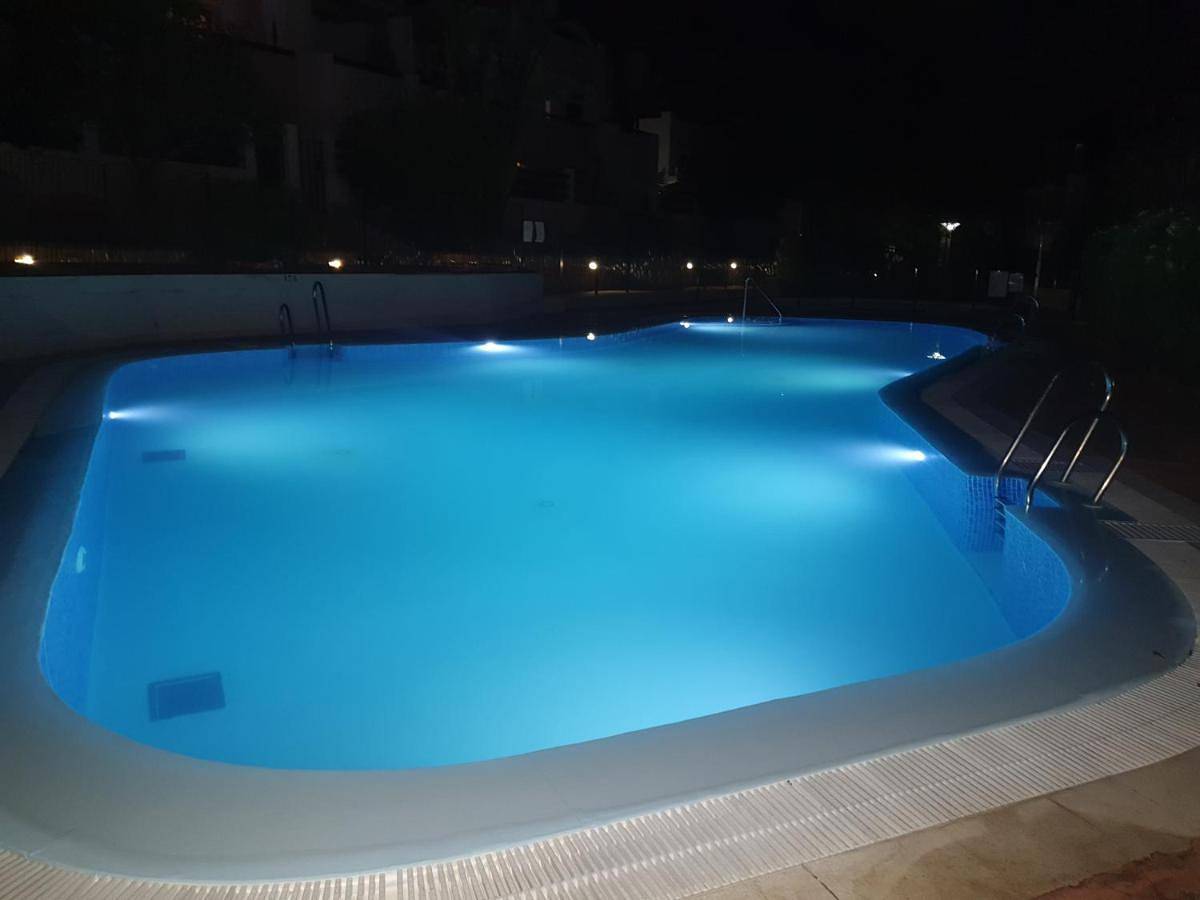 Apartamento entero, Two-Bedroom Apartment in Las Pajanosas, Guillena