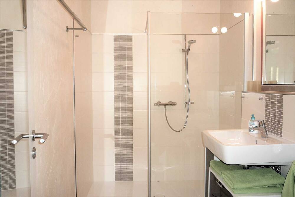 Ganze Wohnung, Ferienwohnung In der Ruhl - Neue Ferienwohnung für 1-4 Personen, ca. 60qm in Schuttertal, Mittlerer Schwarzwald