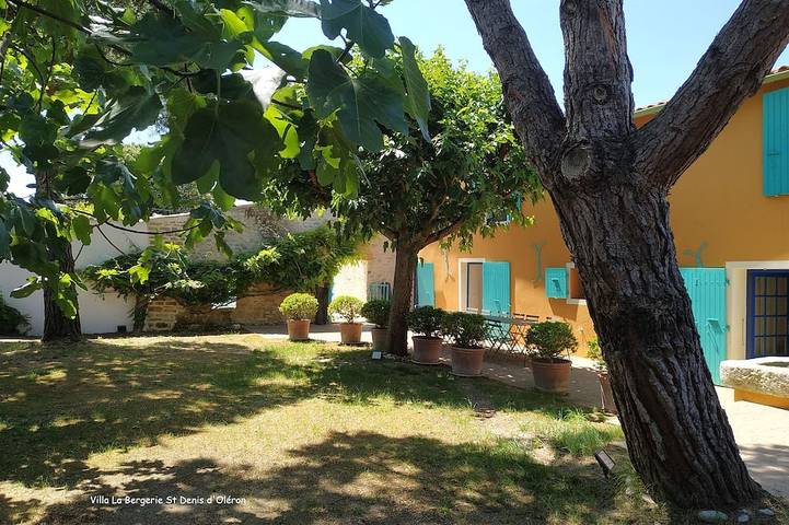 Location de vacances pour 14 personnes, avec jardin dans Plage de la Boirie