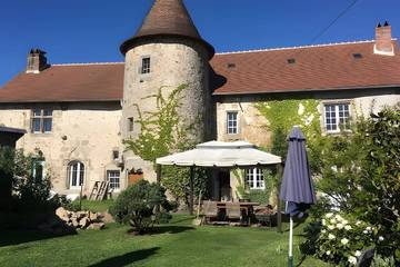 Gîte pour 6 personnes, avec terrasse et jardin, animaux acceptés à Le Grand-Bourg