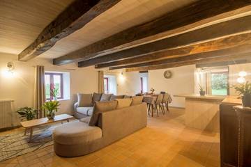 Gîte pour 4 personnes, avec terrasse et jardin à Pluméliau
