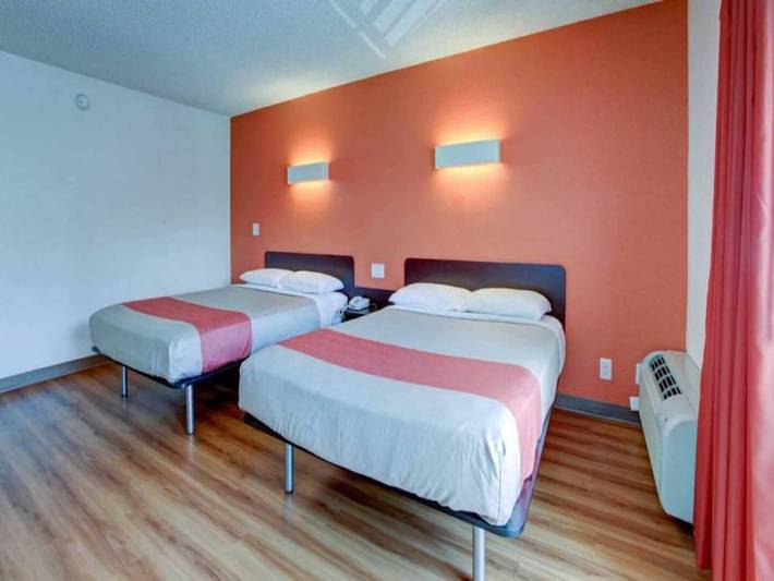 Apartamento entero, 2 Camas Queen Ns | M6 Santa Ana, Ca in Santa Ana (california), Condado de Orange