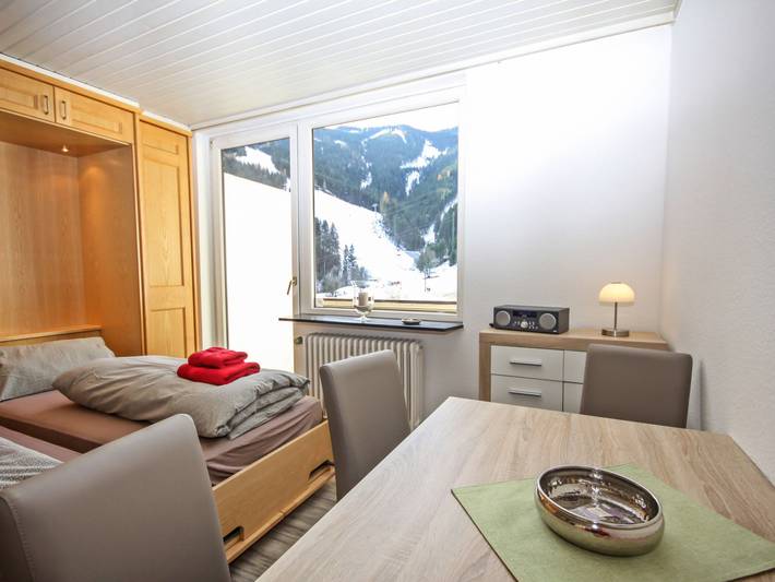 Ferienwohnung für 3 Personen, mit Balkon in Zell am See - 2