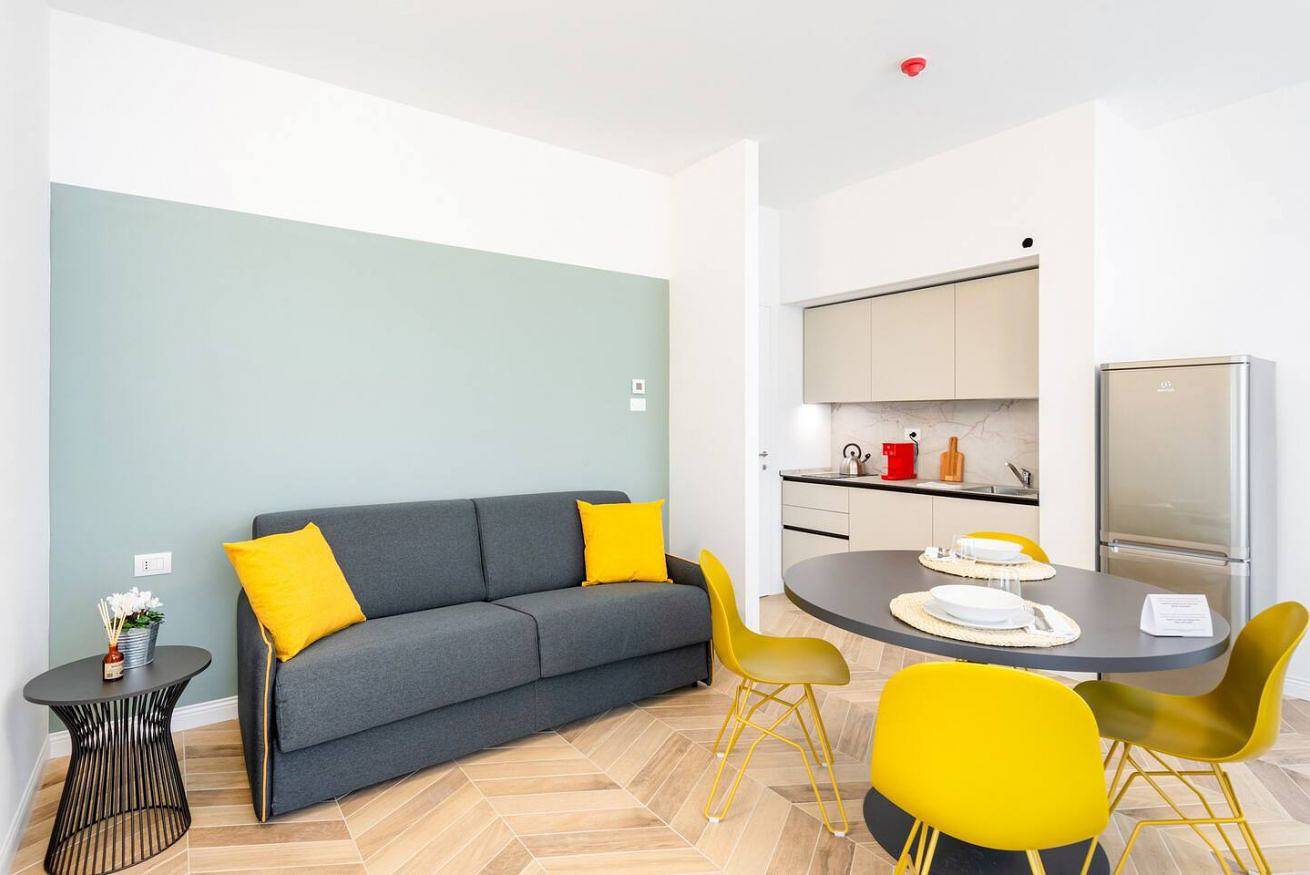 Apartamento entero, Corner Family Suite City View Mazzini in Trieste, Provincia de Trieste