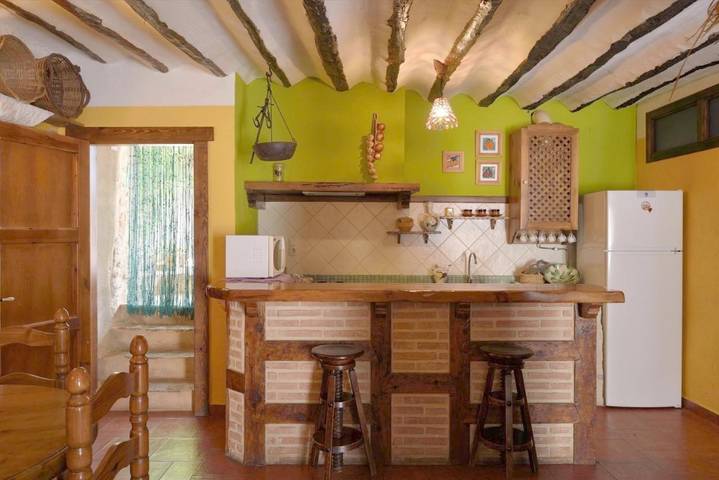 Casa rural para 6 personas, con vistas y piscina además de jardín y vistas al lago en Provincia de Albacete - 3