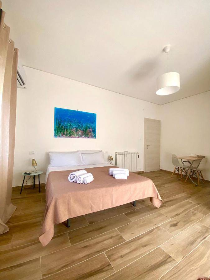 Double Room with Private Bathroom in Isola delle Femmine, Provincia di Palermo