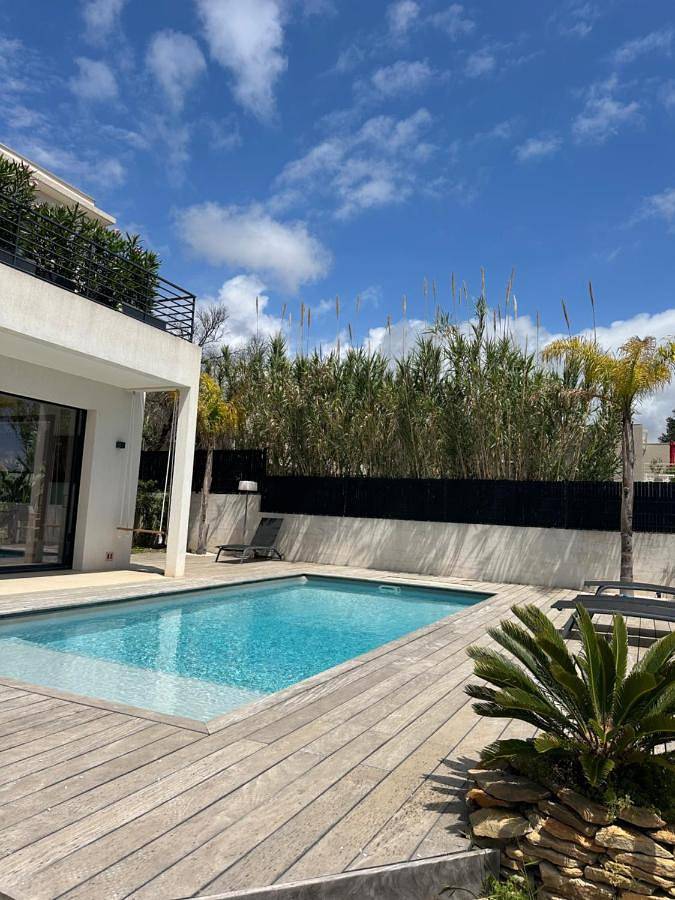 Villa per 10 persone, con Terrazza e Giardino nonché Piscina e Panorama a La Ciotat