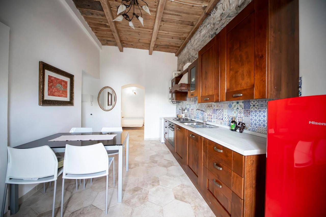 Two-Bedroom House in Cipressa, Riviera di Ponente