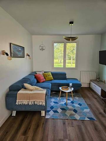 Location de vacances pour 9 personnes, avec terrasse et jardin à Pleuven