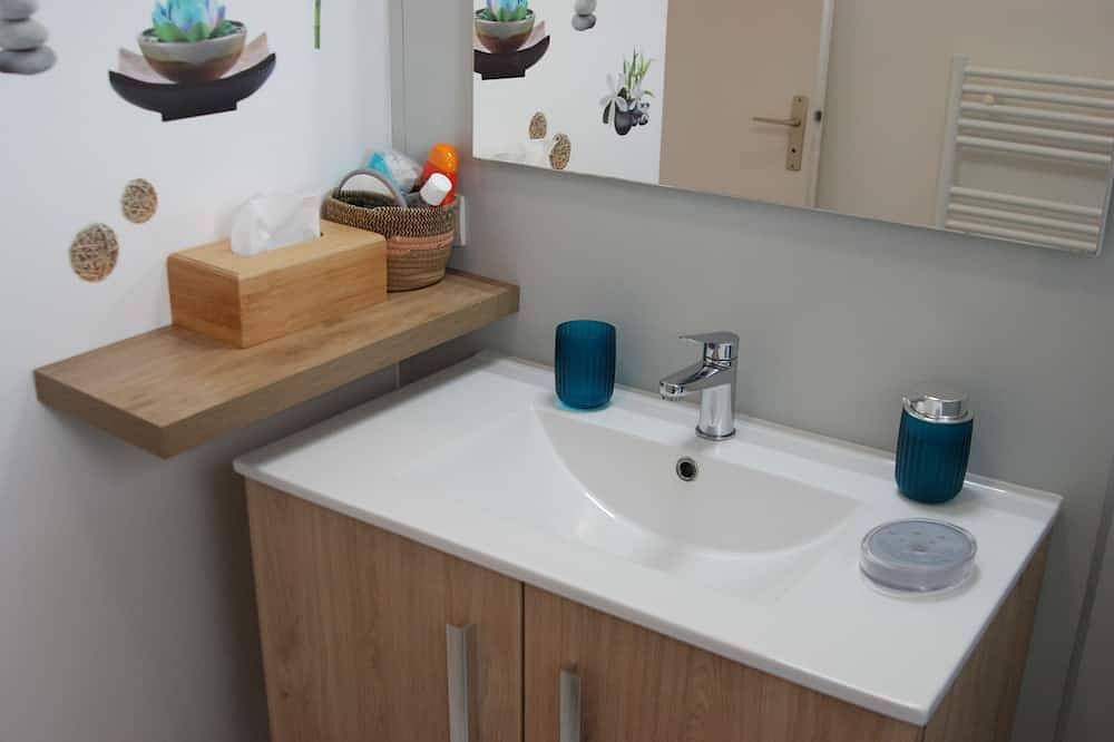 Maison Individuelle Avec Jardin in Angles, Vendée