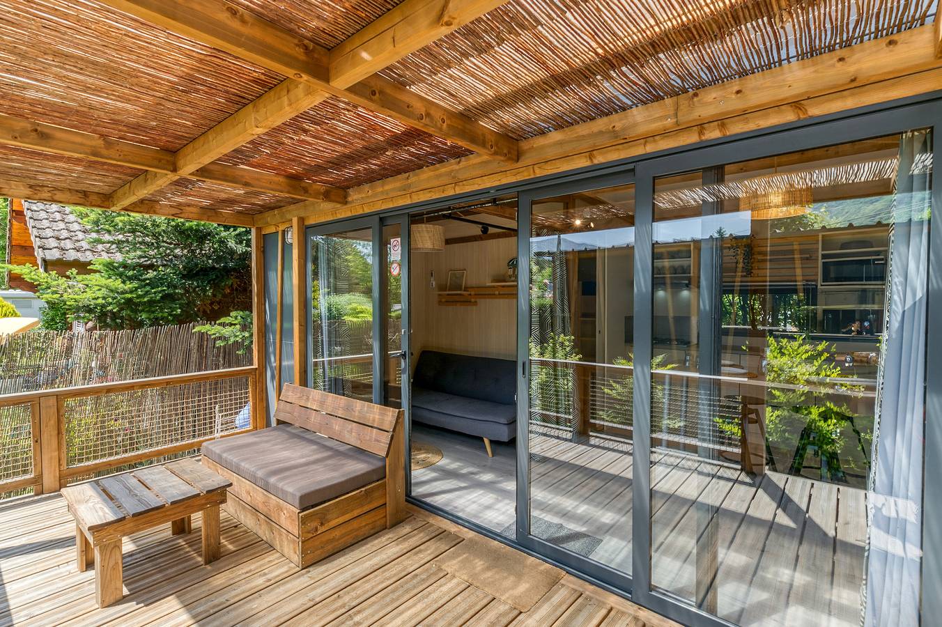 Apartamento 'Columbia 43H' con vistas a las montañas, Wi-Fi y aire acondicionado in Vaulnaveys-le-Bas, Isère