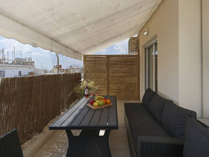 Studio entier, -Loft- Cozy Loft with private terrace in the he in Section centrale d'Athènes, Athènes