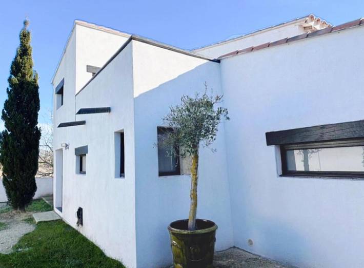 Gîte pour 2 personnes, avec vue ainsi que jardin et terrasse dans Bac du sauvage