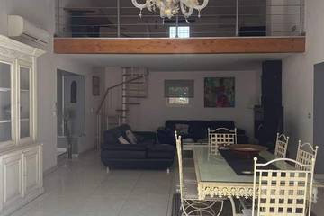Villa for 8 Guests in Marseille, Marseille region, Picture 4