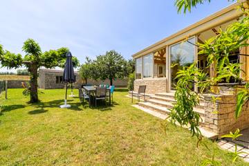 Maison De Vacances pour 15 Personnes dans Chanverrie, Région de La Roche-sur-Yon, Photo 2