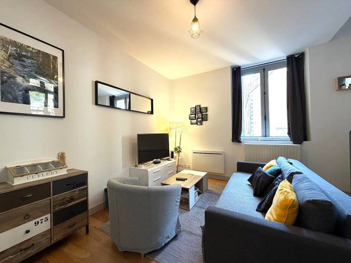 Gîte pour 4 personnes, avec balcon dans Thermes De Choussy - 2