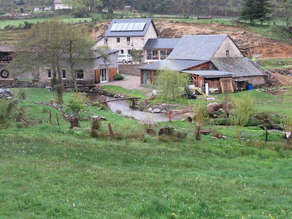 Gîte Au Fil de l'Eau in Sarroux, Région d'Ussel