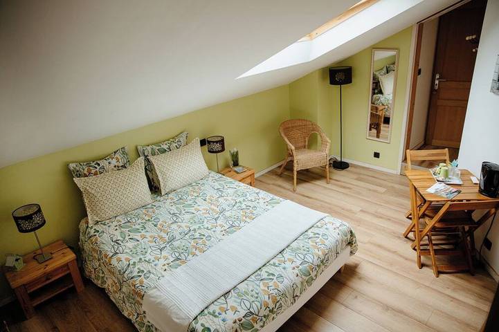 Maison d’hôte pour 4 personnes, avec Jardin à Goven