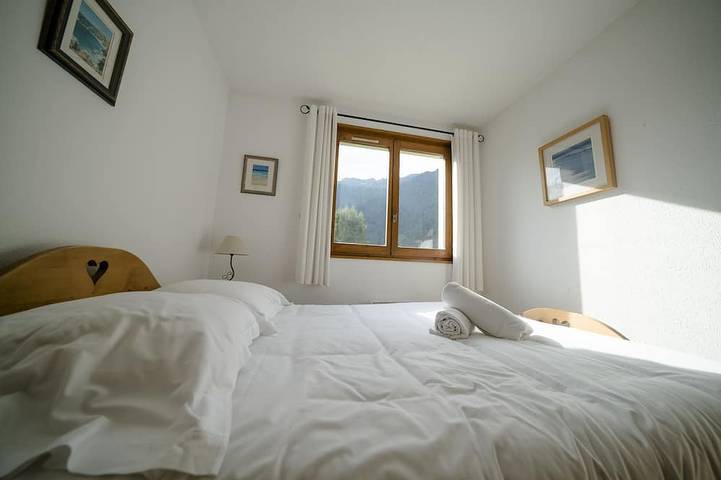 Gîte pour 6 personnes, avec jardin dans Gare des Praz de Chamonix - 2