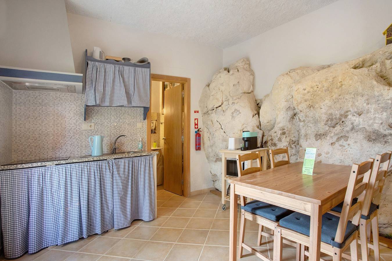 Landhuis 'Quinta Do Castelo - Casa De Pedra' met Privéterras, Wi-Fi en Airconditioning, foto 7