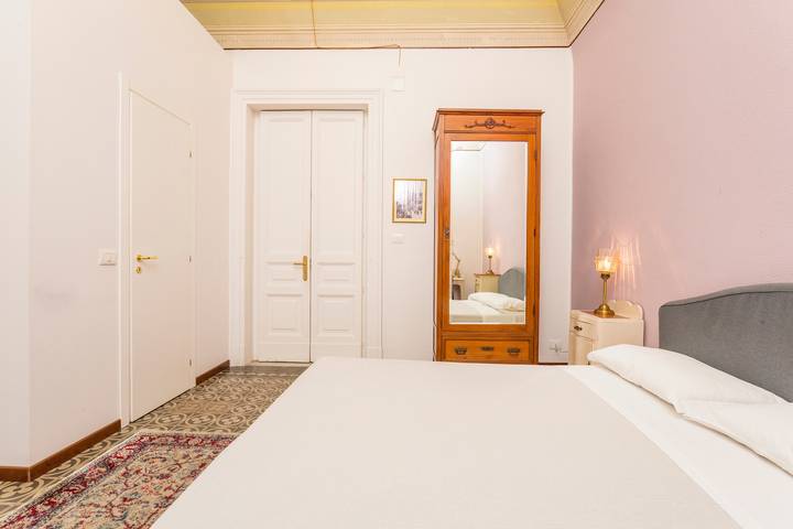 Room 'Ds - Camera Tripla' with Shared Terrace, Wi-Fi and Air Conditioning in Catania, Catania Province