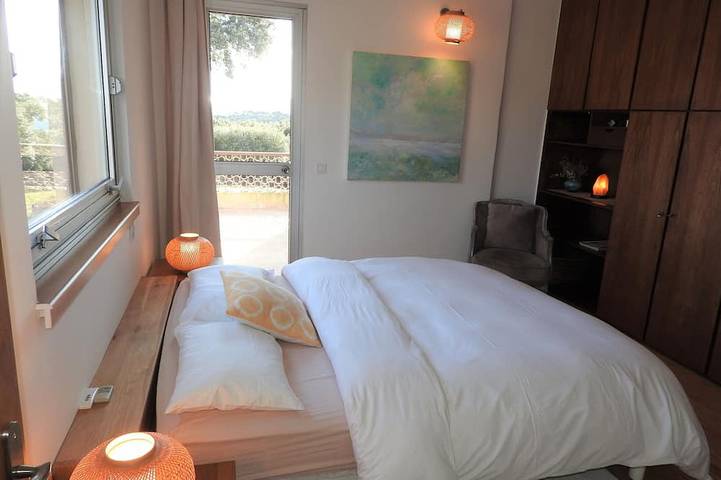 Location de vacances pour 6 personnes, avec terrasse et jardin à Llauro - 4