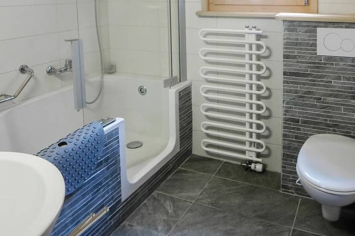 Appartement entier, Agréable appartement pour 6 personnes avec Wifi, Tv et balcon in Les Diablerets, Ormont-Dessus (Les Diablerets)
