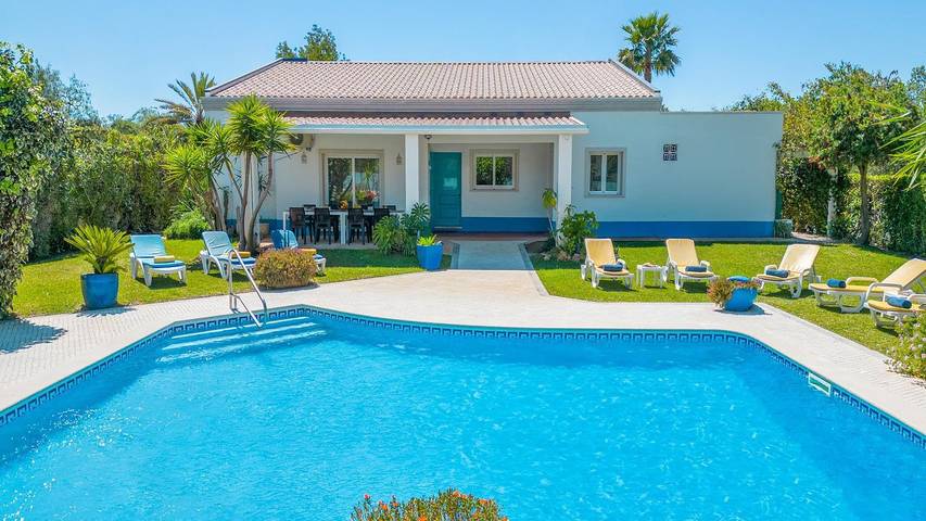 Villa für 6 Personen, mit Pool und Garten - 1