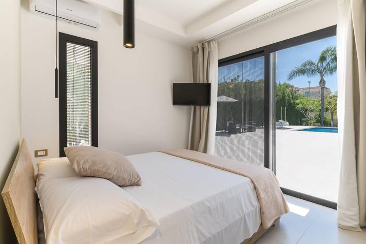 Location de vacances pour 6 personnes, avec piscine à Punta Secca - 2