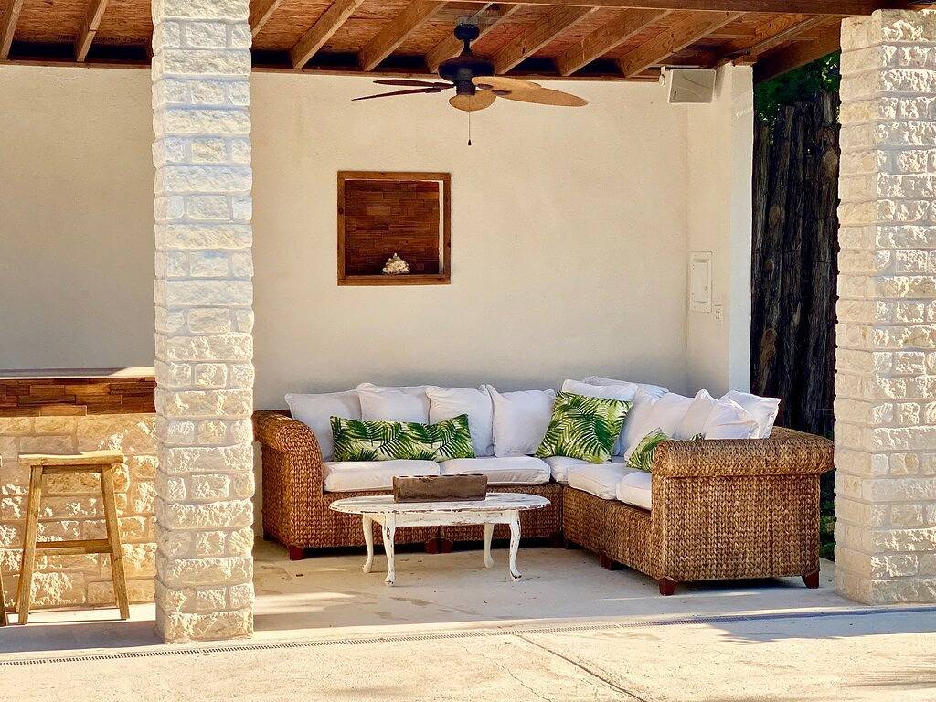 Historisches, Gated Family Compound - Gehen Sie zum Fluss Frio! in Concan, Uvalde County