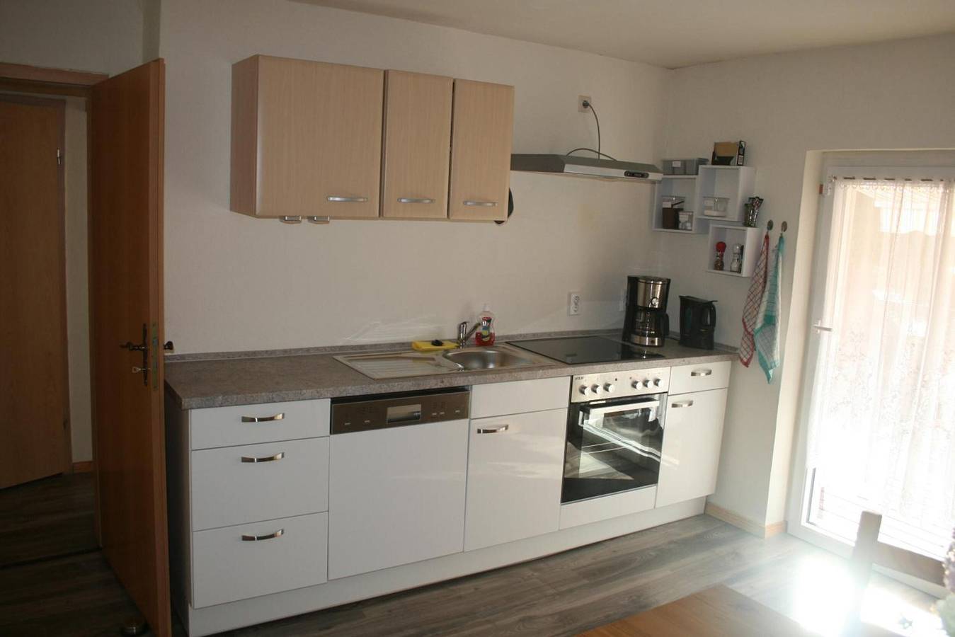 Apartamento entero, Apartamento Annett en zona tranquila con terraza y vistas al jardín in Leipziger Neuseenland