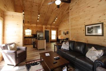 Vacation House for 4 Guests in Bryson City, Fontana Lake, Picture 3