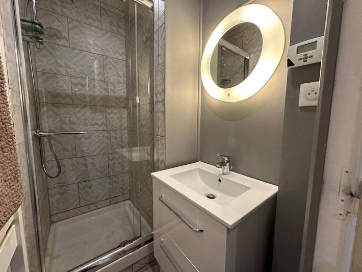 Gîte pour 4 personnes, avec vue et terrasse dans Office De Tourisme De Golf Juan - 4
