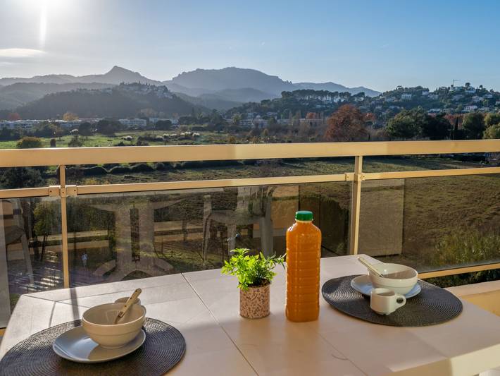 Gîte pour 2 personnes, avec jardin et terrasse à Mandelieu-la-Napoule - 2