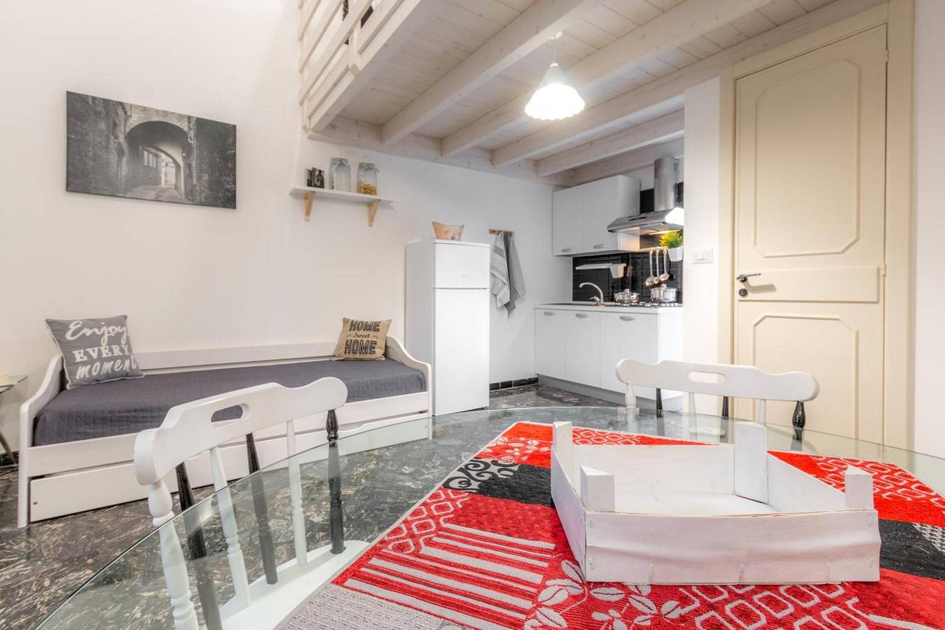 Ganze Wohnung, Apartment 'Rondinella By Palazzo Refolo' mit privatem Garten, Wlan und Klimaanlage in Martano, Lecce Provinz