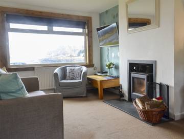 Log Cabin for 4 People in Argyll & Bute, Scotland, Photo 2