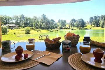 Mobil home pour 4 personnes à Douville