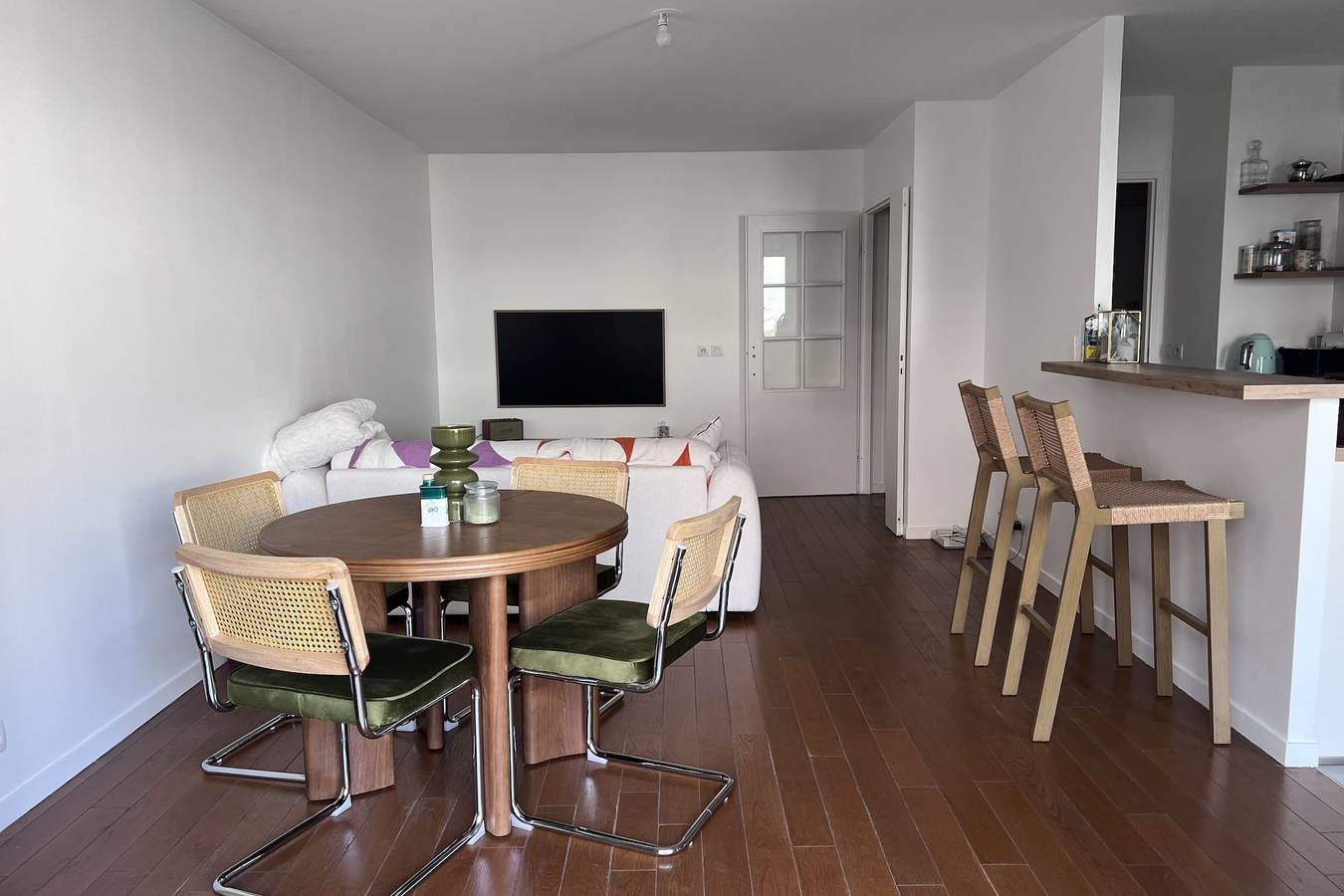Appartement entier, Appartement lumineux avec balcon à Asnières in Asnières-sur-Seine, Hauts-de-Seine