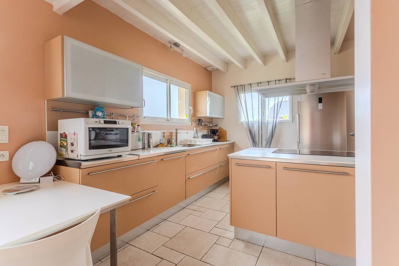 Maison de Vacances 'Gîte Gousseau' avec Vue sur la Montagne, Terrasse Privée et Wi-Fi in Buzy, Béarn