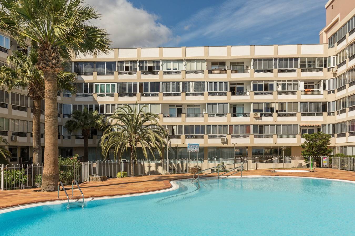 Appartement entier, Appartement "Soraya" sur la plage avec vue sur la mer, Wi-Fi, piscine et jardin in Playa del Águila, San Bartolomé de Tirajana
