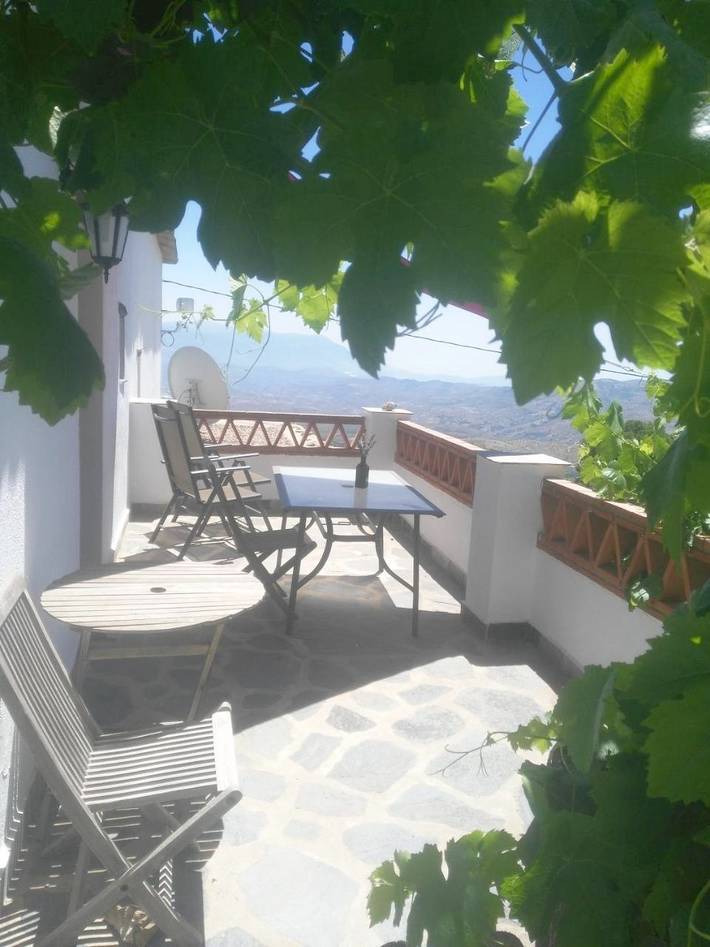 Albergue para 4 personas, con Terraza y Jardín además de Piscina y Vistas en Yegen - 4